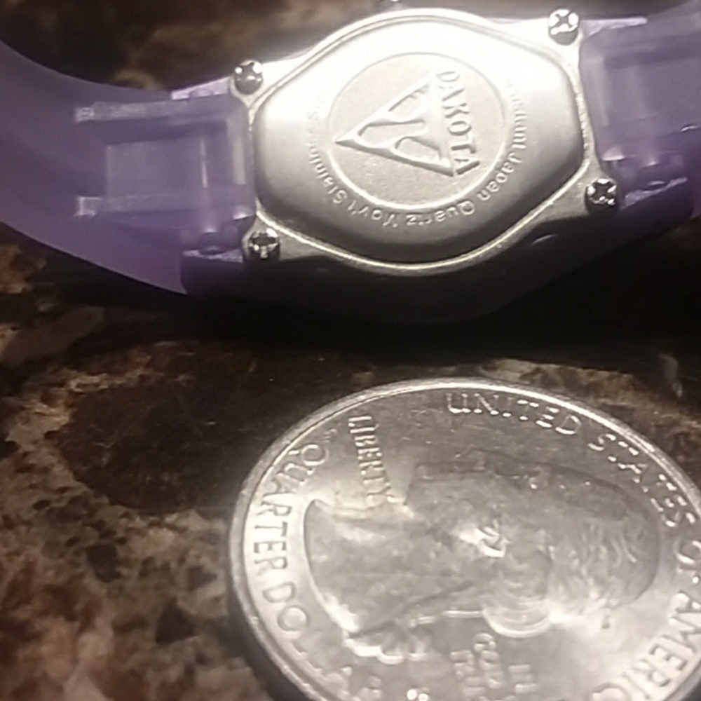 Watch - Picture 2 of 3